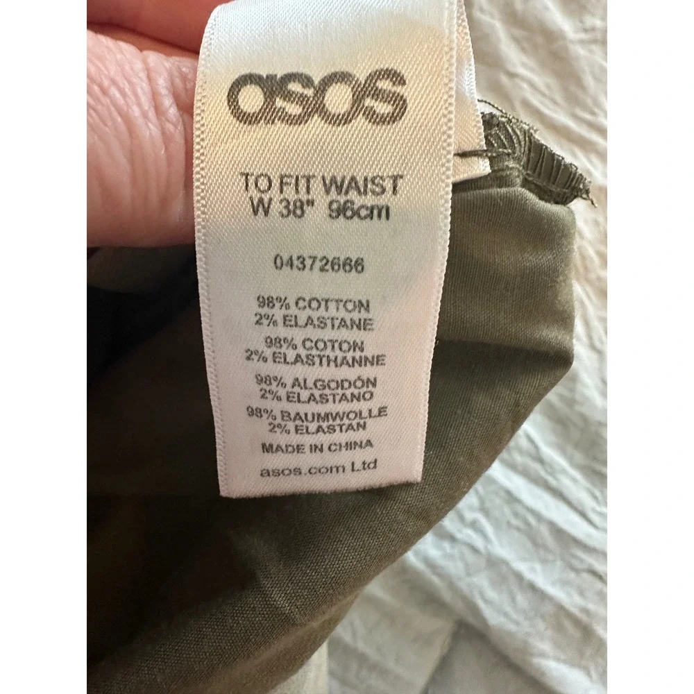 ASOS unisex Camo Print Short Dungarees Overalls Green Camouflage W38 XXL